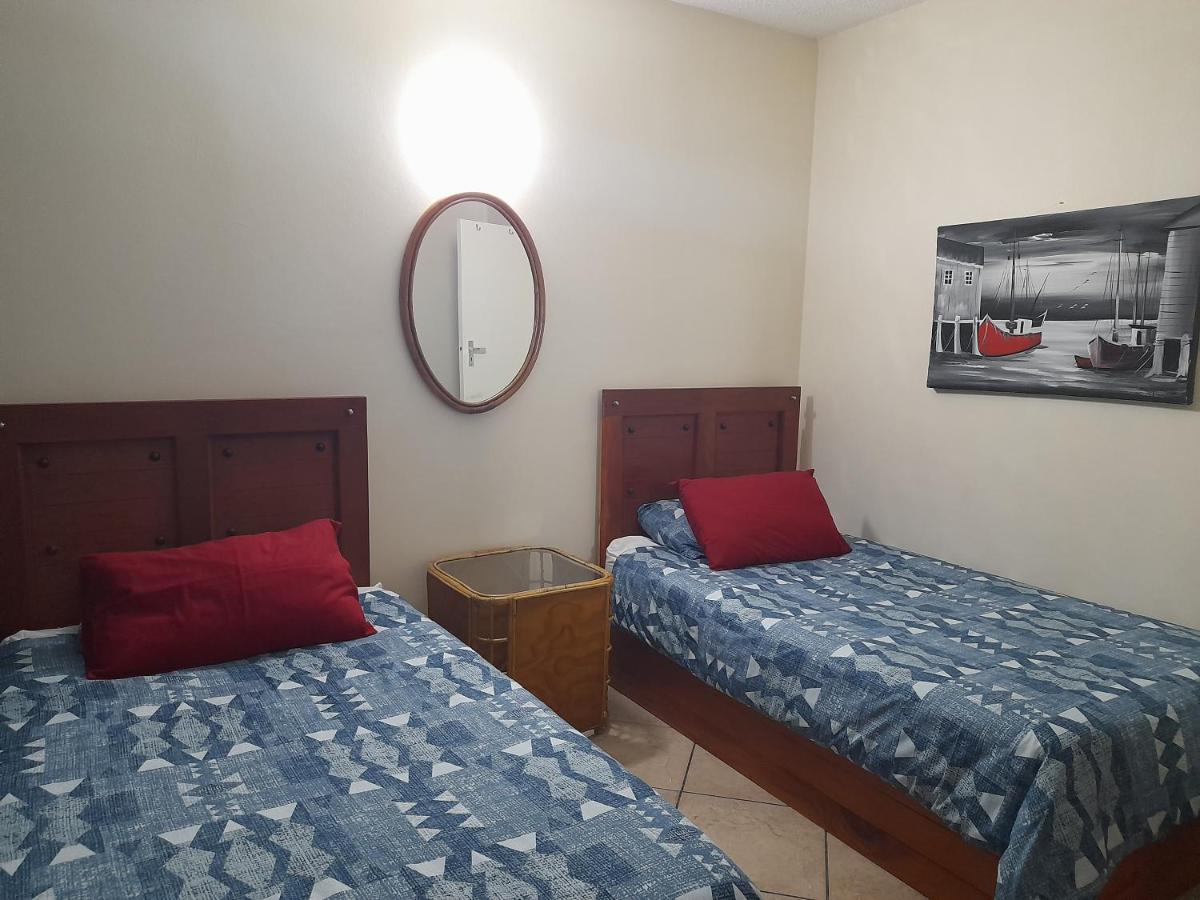 Stella Maris 194 Amazimtoti Self Catering accommodation Amanzimtoti Esterno foto